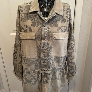 Easel Patterned Jacket Top
